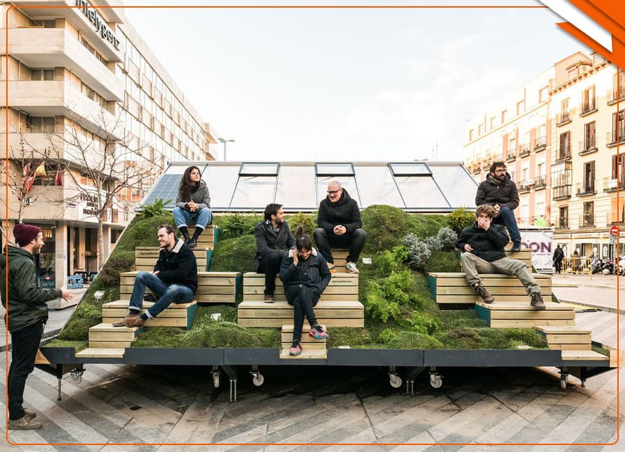 مبلمان شهری برای حفظ آرامش و آسایش